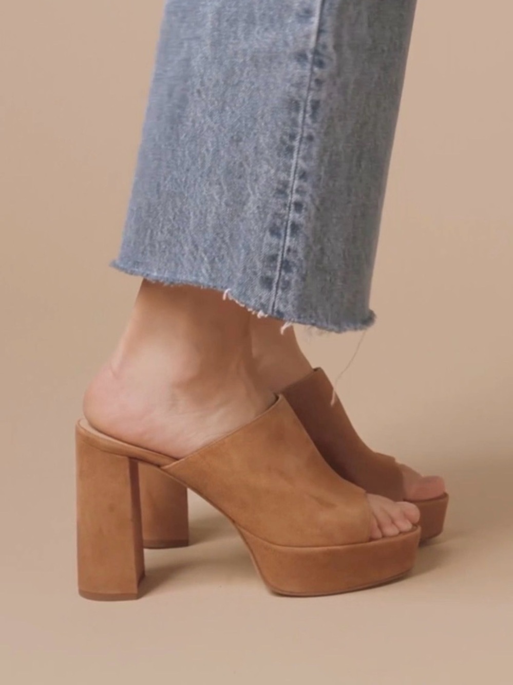 Inez Ceci Mules in toffee suede in 6.5